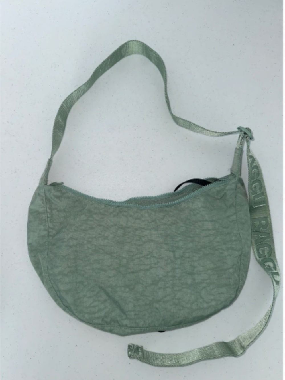 Baggu Medium Crescent Bag - Seafoam - UO Exclusive!! DISCONTINUED - Picture 8 of 9